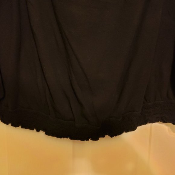 SALE ** NWOT Darling Black Peasant Tunic - Picture 4 of 10